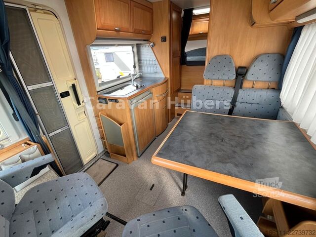 Entegre karavan HYMER/ERIBA B 524 - Klima - Hub/Festbett -  - AHK
