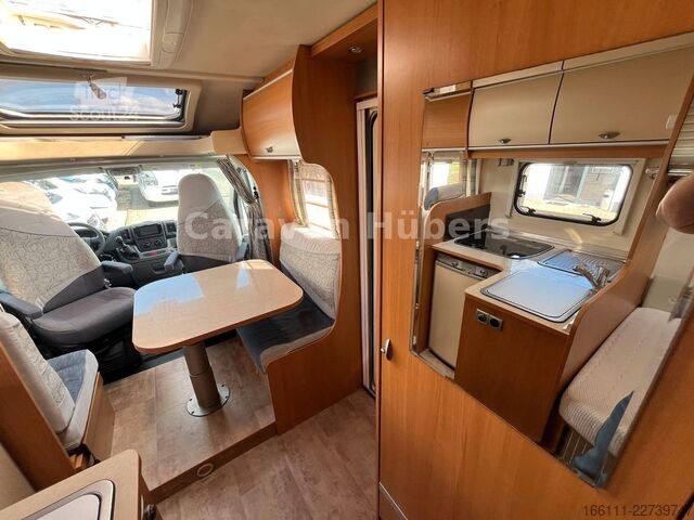 Autorulotă semi-integrată BÜRSTNER T 580 - Festbett - Klima -  -