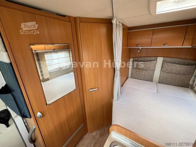 Autorulotă semi-integrată BÜRSTNER T 580 - Festbett - Klima -  -