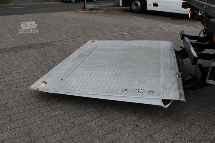 Camion frigorifique Mercedes-Benz Atego 1524 E6 CS 1250MT Bi Multi-Temp Türen+LBW