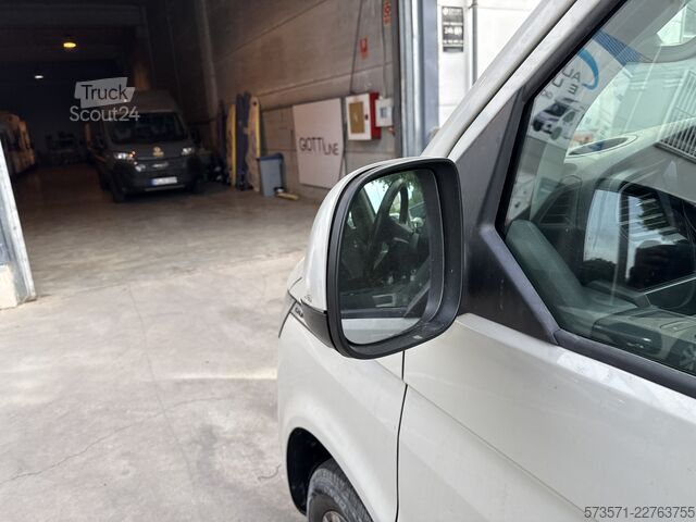 Camper Volkswagen California T6.1 Ocean  2023 | Automático | Techo elevable