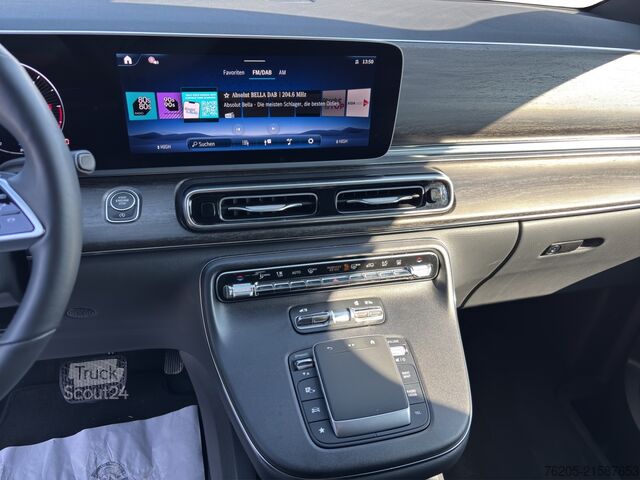 Kleinbus Mercedes-Benz V 220 d 4MATIC AVANTGARDE Lang 360 ACC AHK AUT