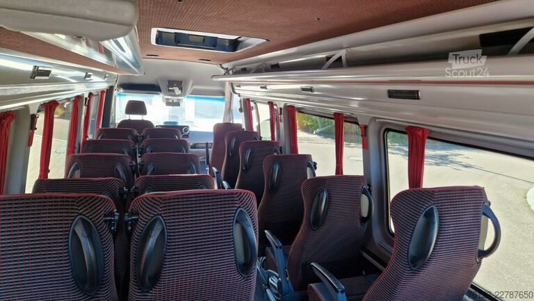 Minibus MERCEDES-BENZ 517 Lord Comfort XXL Vorlauffahrzeug 23 SS