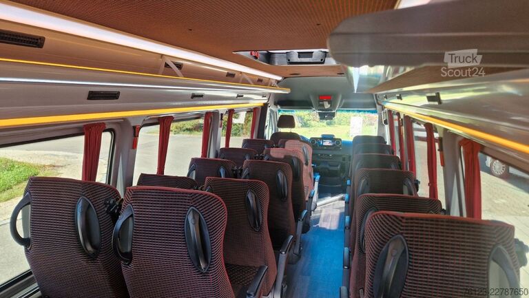 Minibus MERCEDES-BENZ 517 Lord Comfort XXL Vorlauffahrzeug 23 SS