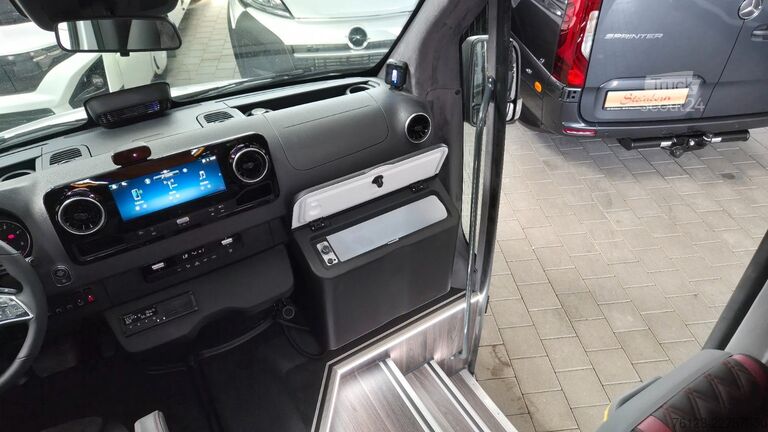 Minibus MERCEDES-BENZ 517 Lord Comfort XXL Vorlauffahrzeug 23 SS