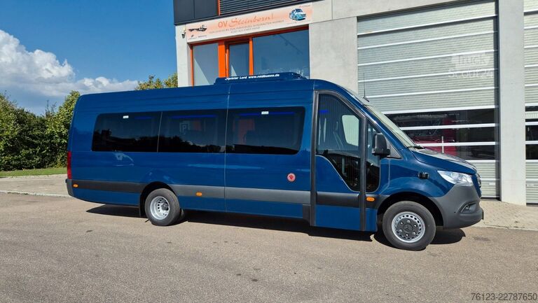 Minibus MERCEDES-BENZ 517 Lord Comfort XXL Vorlauffahrzeug 23 SS
