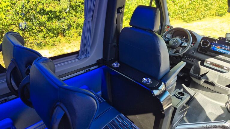Minibus MERCEDES-BENZ 517 Lord Comfort XXL Vorlauffahrzeug 23 SS