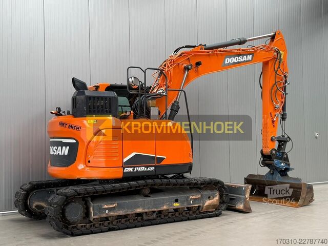 гусеничный экскаватор Doosan DX 140 LCR-7