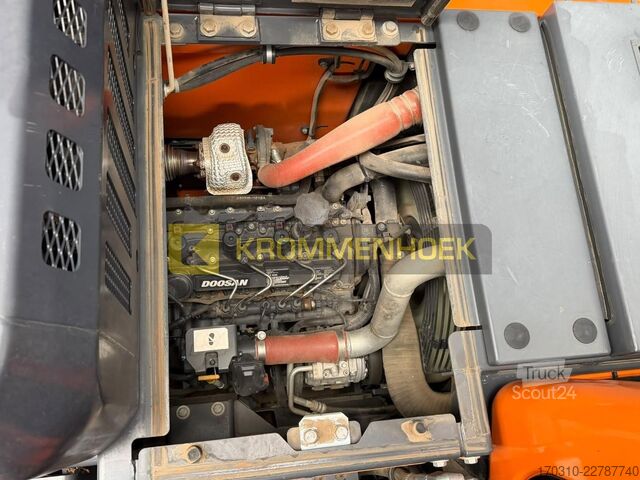 гусеничный экскаватор Doosan DX 140 LCR-7