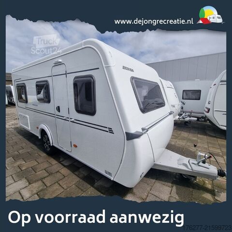 Touring caravan Eriba NovaLine 442