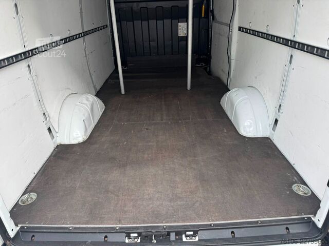 Панелен ван IVECO Daily 35S14 Hi-Matic Kastenwagen *Klima*Tempomat