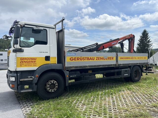Tovornjak s ploščadjo MAN TGM 18.330