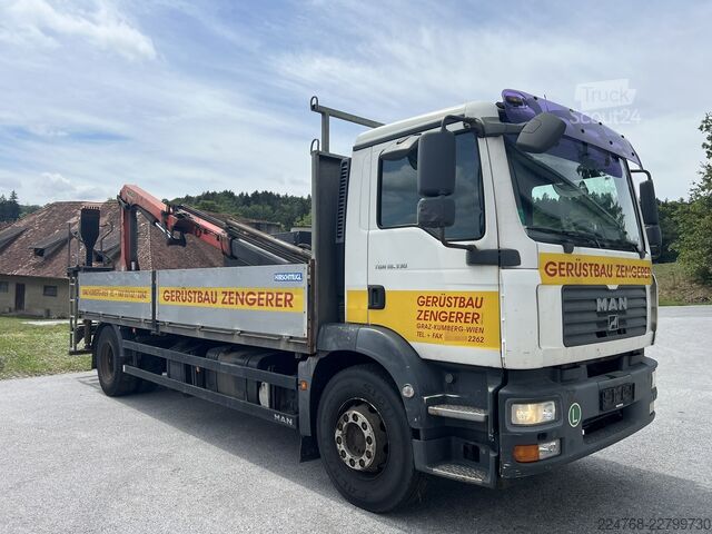 Tovornjak s ploščadjo MAN TGM 18.330