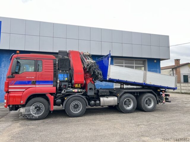 Camion à benne tridirectionnelle avec grue MAN TGS 35.480