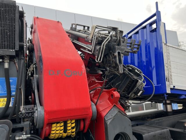 Camion à benne tridirectionnelle avec grue MAN TGS 35.480