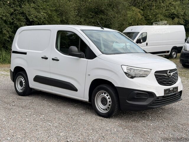 Furgone Opel Combo 1,5 KLIMA, AHK, Tempomat.