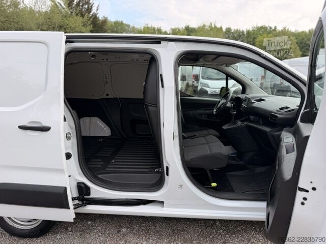 Furgone Opel Combo 1,5 KLIMA, AHK, Tempomat.