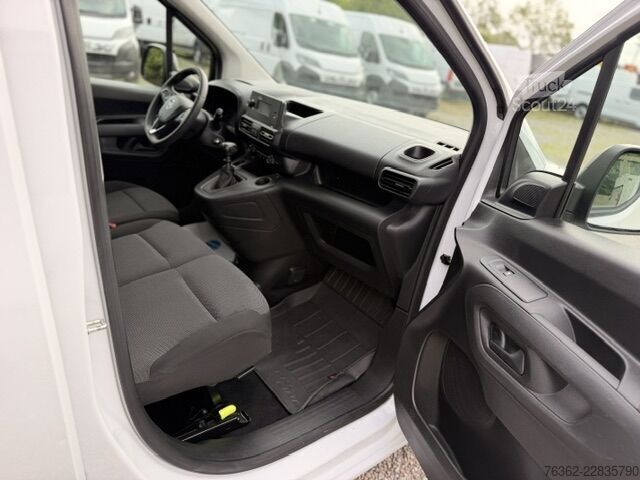 Furgone Opel Combo 1,5 KLIMA, AHK, Tempomat.
