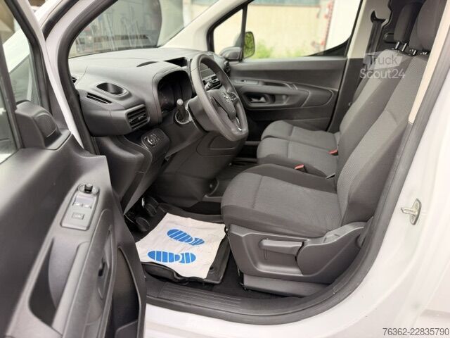 Furgone Opel Combo 1,5 KLIMA, AHK, Tempomat.