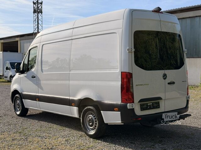 Furgone a tetto alto Mercedes-Benz Sprinter 319 L2H2 V6 3,0L AHK-3,5T Kamer