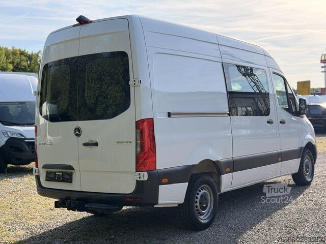 Furgone a tetto alto Mercedes-Benz Sprinter 319 L2H2 V6 3,0L AHK-3,5T Kamer