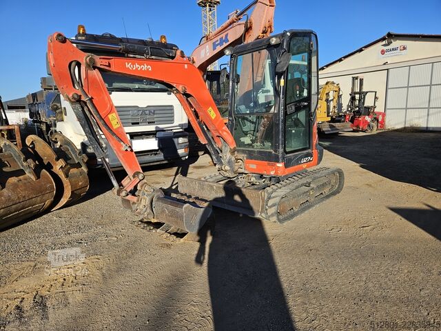 Miniescavatore Kubota U 27-4