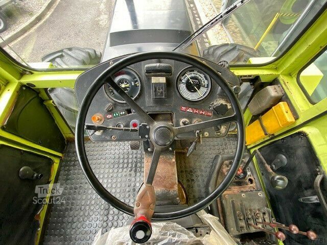 Traktor MERCEDES-BENZ MB-Trac 1100