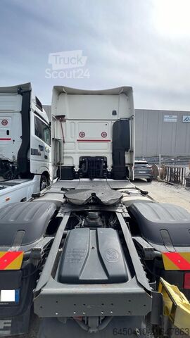 Standardni vlačilec DAF XF 510 FT