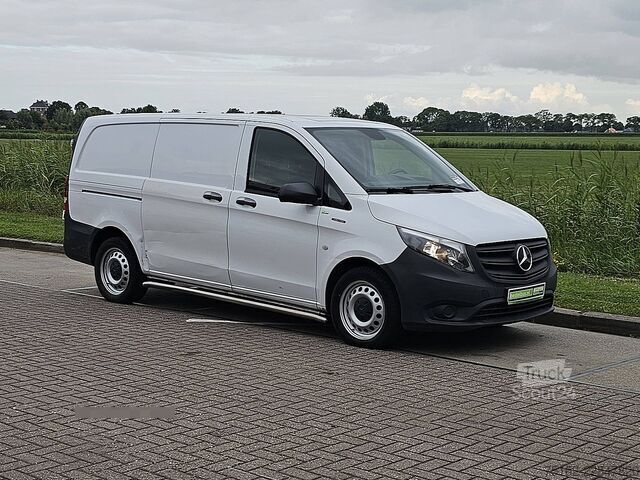Kombi z wysokim dachem MERCEDES-BENZ EVITO 66Kwh Wltp 292 kms