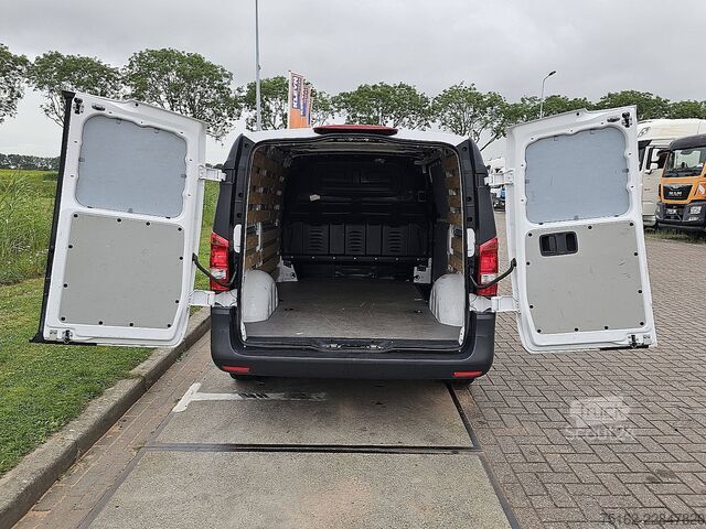 Kombi z wysokim dachem MERCEDES-BENZ EVITO 66Kwh Wltp 292 kms