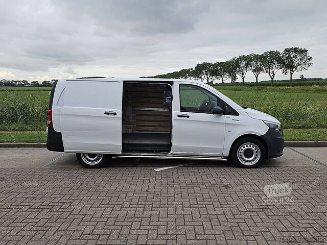 Kombi z wysokim dachem MERCEDES-BENZ EVITO 66Kwh Wltp 292 kms