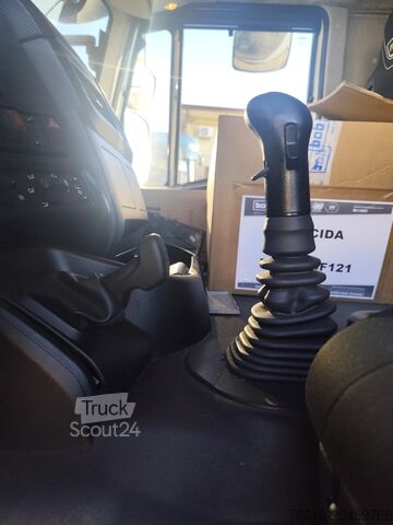 гаковий навантажувач Iveco Stralis AD260S31