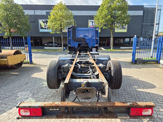 Chassis med førerhus DAF CF 400