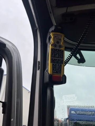 Gantry-armsystem Mercedes-Benz Antos 1835 Afzetkipper