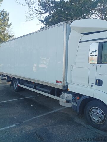 LKW mit Kofferaufbau MAN TGL 20.220