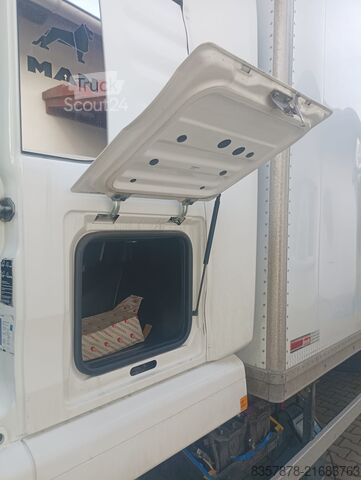 LKW mit Kofferaufbau MAN TGL 20.220