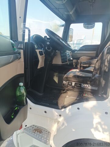 LKW mit Kofferaufbau MAN TGL 20.220