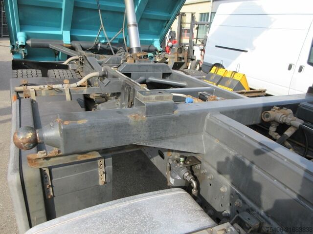 Dreiseitenkipper LKW iveco Stralis 310 3-S-Kipper Fassi-Kran Funk