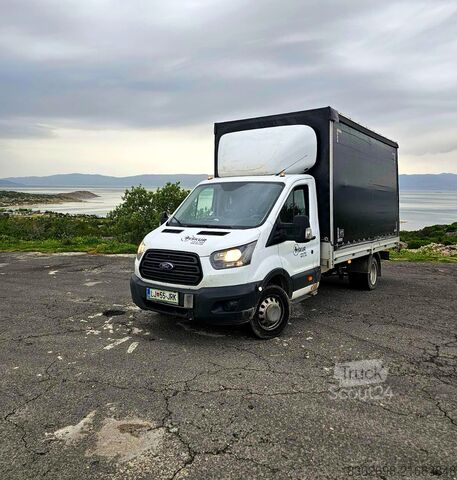 Perdeli panelvan Ford Transit