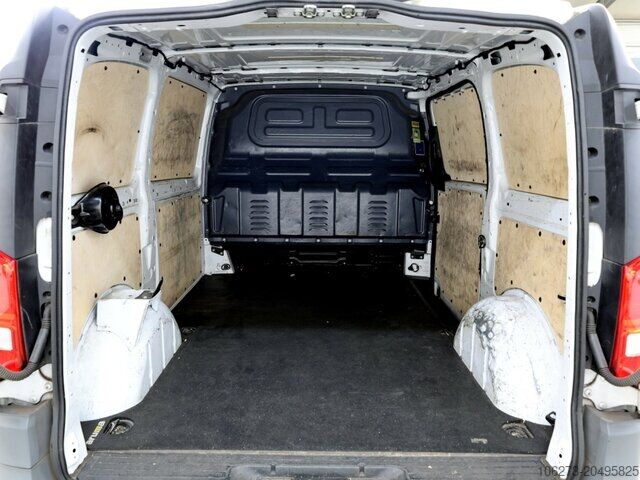 Přizpůsobená dodávka Mercedes-Benz Vito114 KA Kompakt ,Klima,Kamera,Tempomat