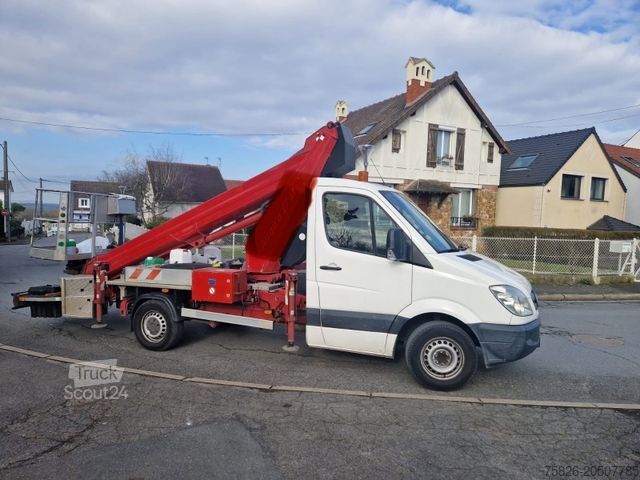 Working platform truck MERCEDES-BENZ 313 Hubarbeitsbühne