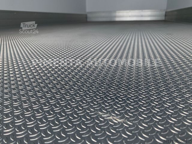 Furgoneta frigorífica IVECO Daily 70C18A8 -20°C AUT ThermoKing LBW ALU AHK