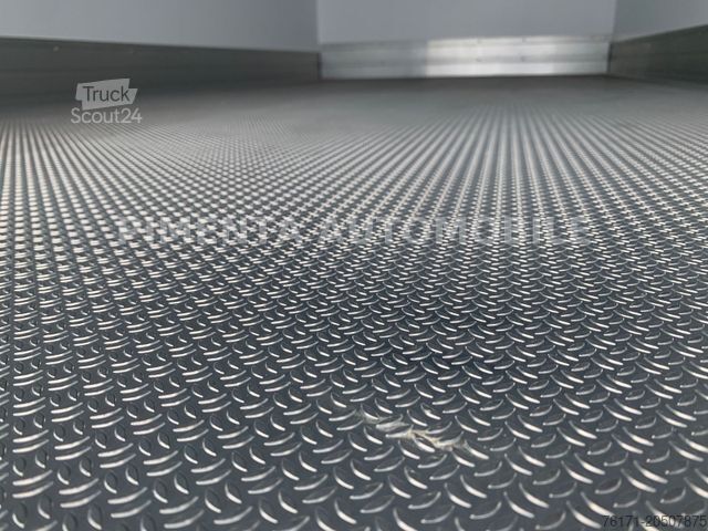 Furgoneta frigorífica IVECO Daily 70C18A8 -20°C AUT ThermoKing LBW ALU AHK