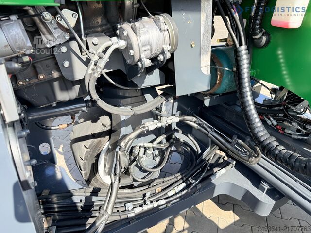 Carretilla retráctil de 4 vías Combilift C3500 / DUPLEX - 4100 / EXTENDABLE FORKS