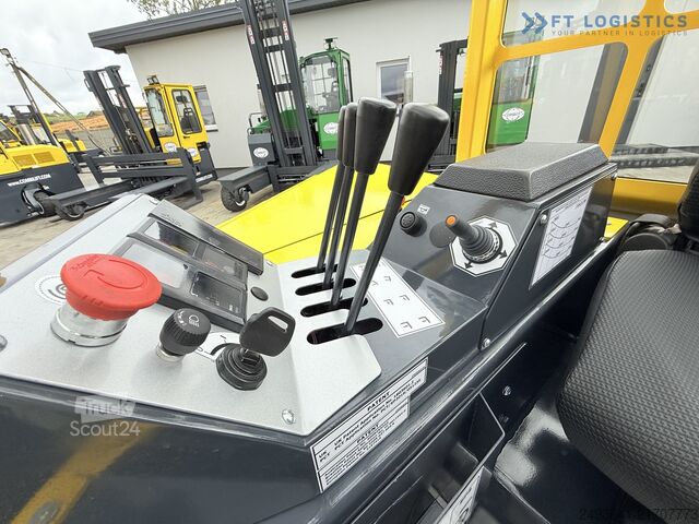 Carretilla retráctil de 4 vías Combilift CB4000 TRIPLEX 5200 FREE-LIFT POSITIONER