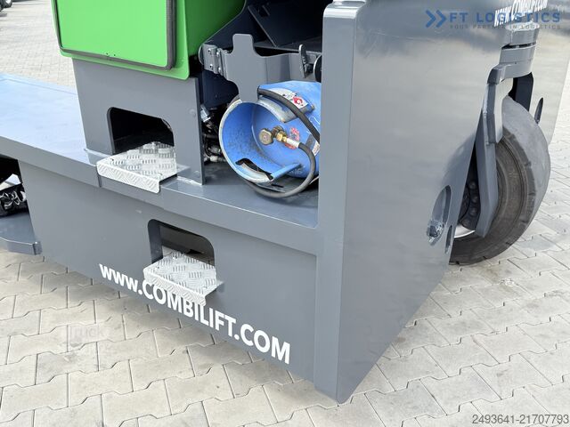 Carretilla retráctil de 4 vías Combilift C8000 / GAS / DUPLEXX 4700 / FREE LIFT