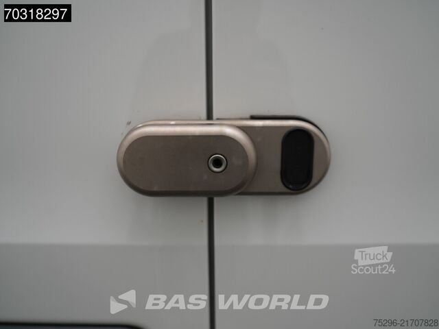 Magastetős kombi Volkswagen Crafter 140pk L3H3 Airco Camera Parkeersensoren...