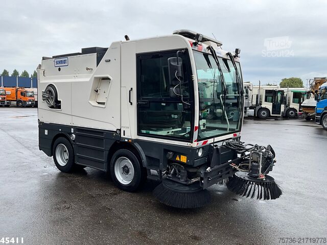 Măturătoare stradală Schmidt Cleango 500 Compact Euro 6 with 3-rd brush