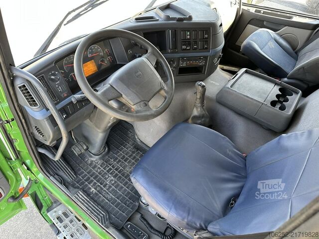 Fahrgestell mit Fahrerhaus Volvo FM 340 8x2 CHASSIS (7m35) - LIFT+STEERING AXLE ...
