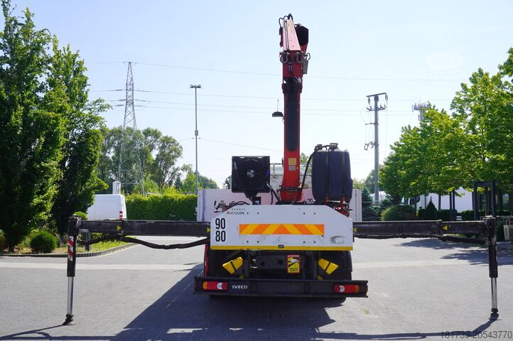 платформа Iveco EUROCARGO 190-280L / FASSI F135A / 8 M